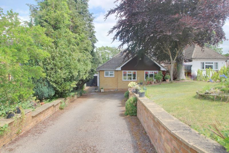 3 bed detached bungalow for sale in Hartley Old Road, Purley CR8 Zoopla