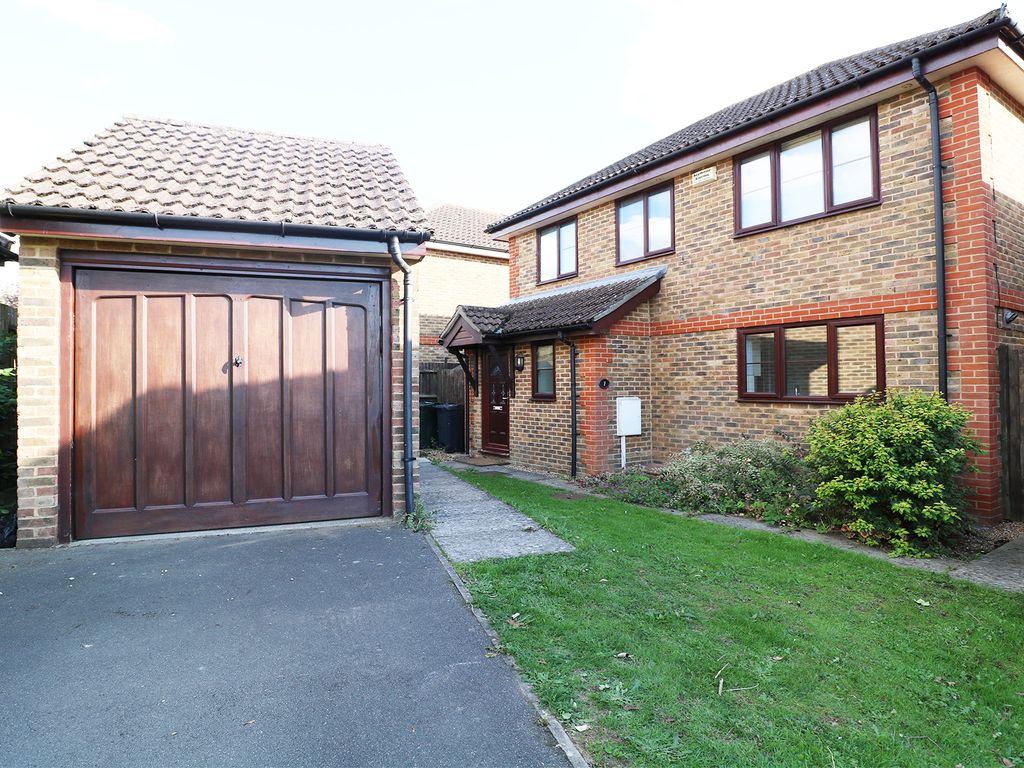 3 bed detached house to rent in Pondmore Way, Ashford TN25 Zoopla