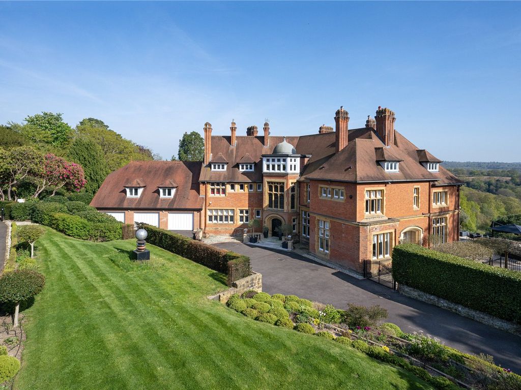 9 bed detached house for sale in Langton Road, Langton Green, Tunbridge