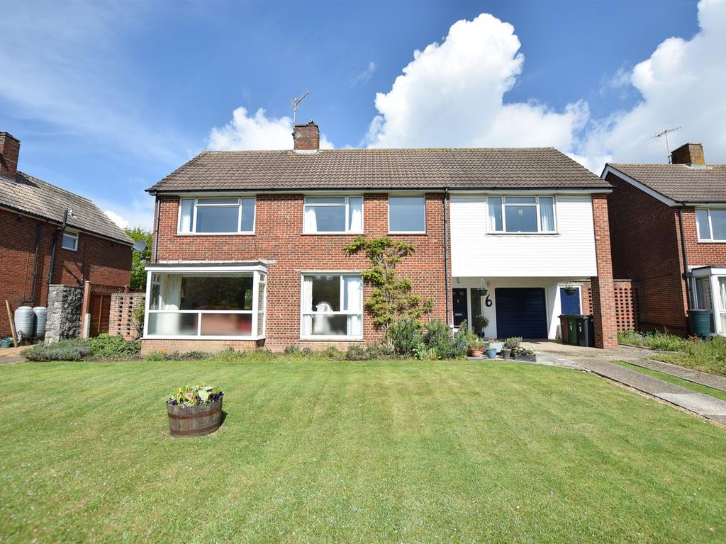 5 bed detached house for sale in Gillsmans Park, St. LeonardsOnSea