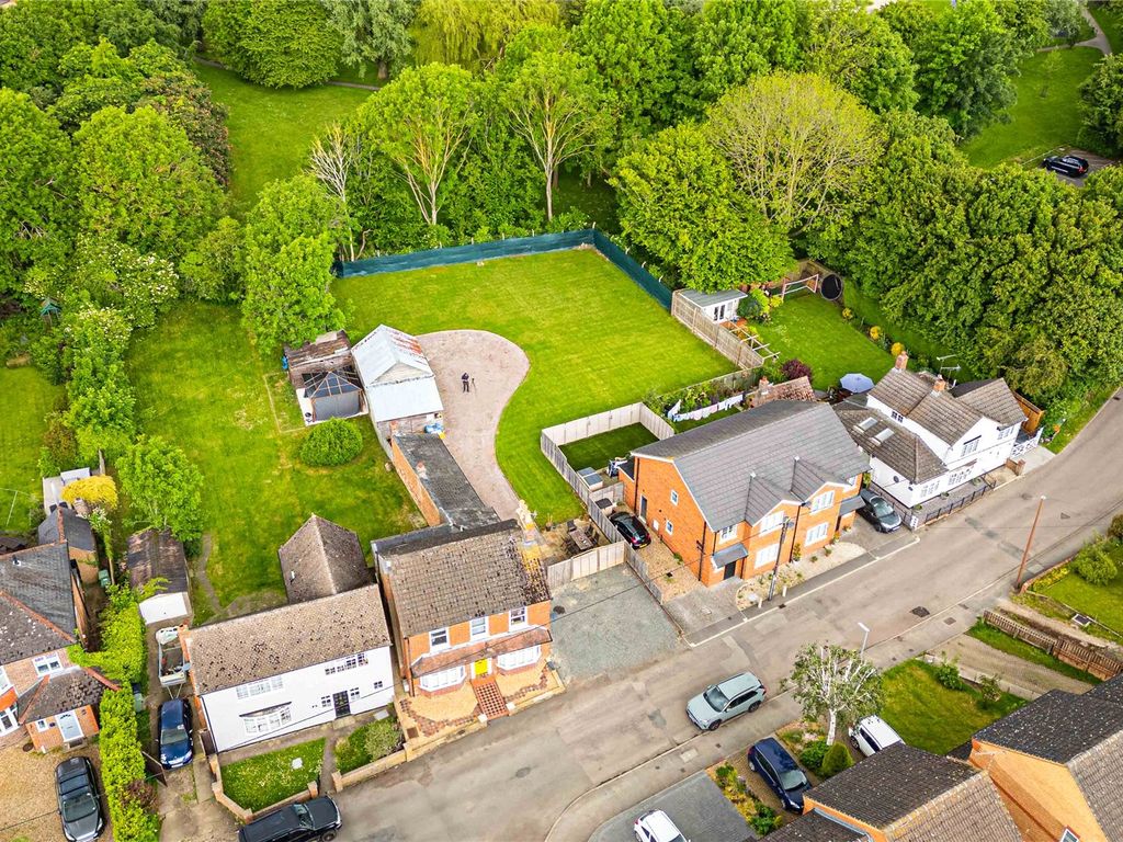 Land for sale in School Lane, Eaton Bray, Central Bedfordshire LU6, £