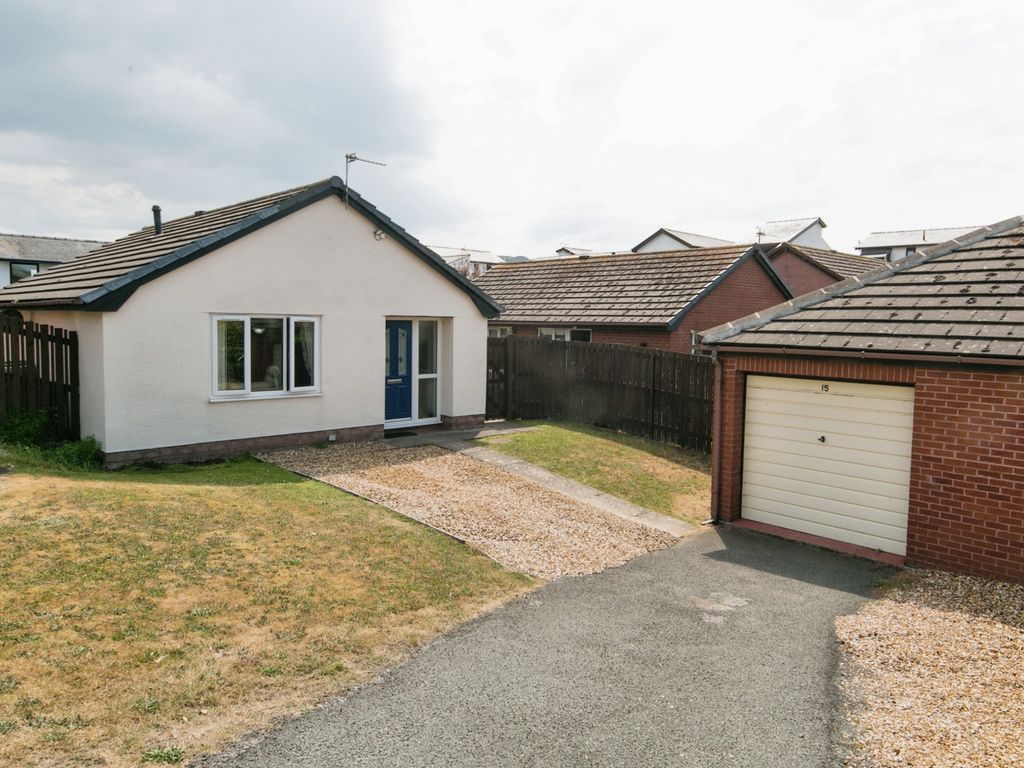 2 bed detached bungalow for sale in Traeth Melyn, Deganwy LL31 Zoopla