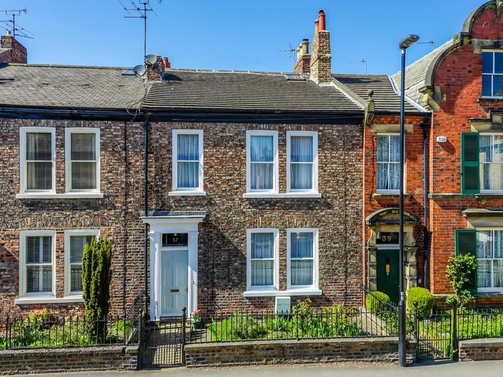 4 bed town house for sale in Burton Stone Lane, York YO30 Zoopla