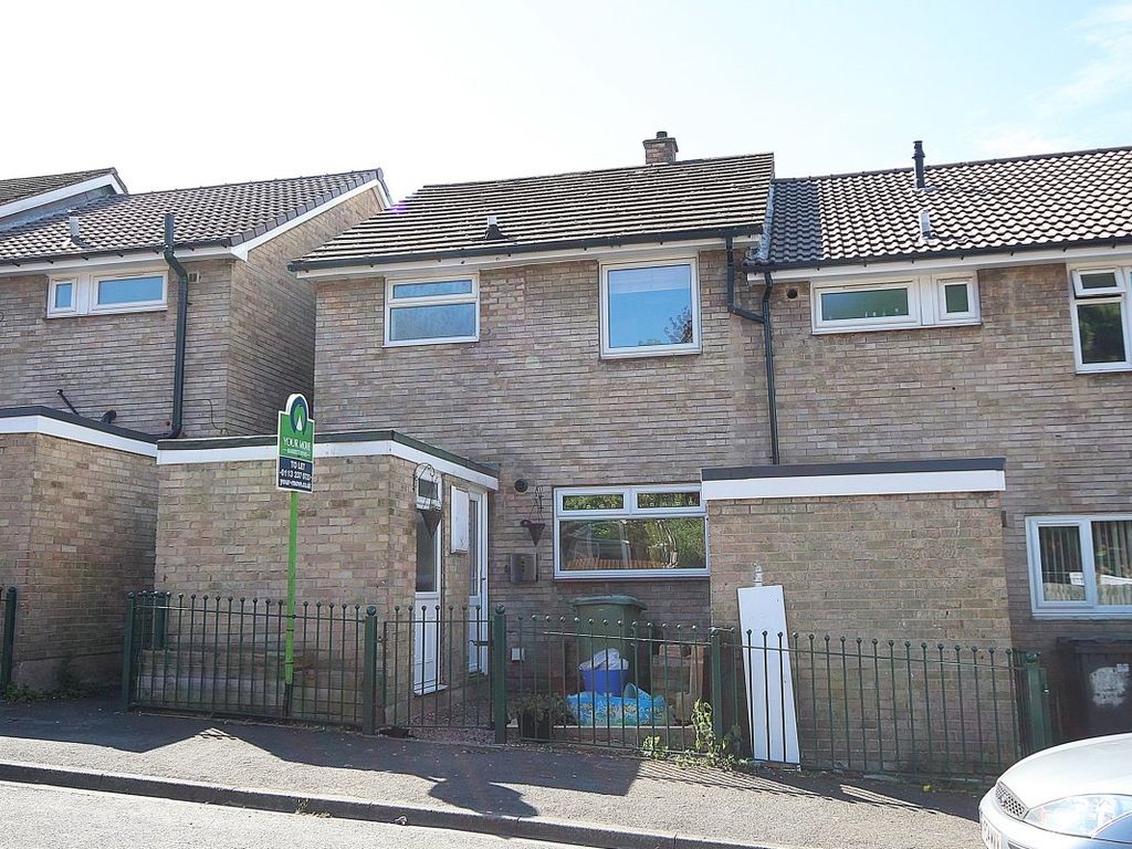 3 bed end terrace house for sale in Cross Hills Drive, Kippax, Leeds