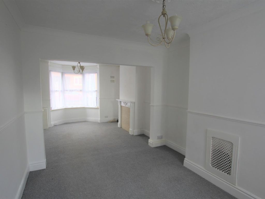 3 bed terraced house to rent in Westfield Road, Wellingborough NN8 Zoopla