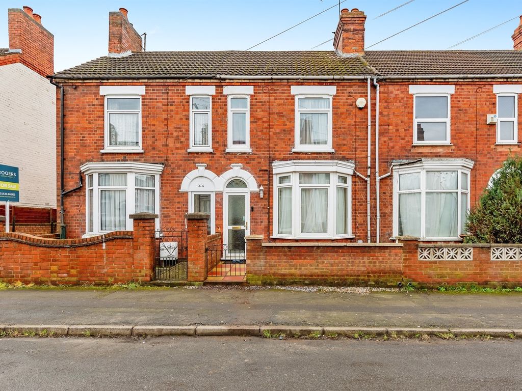 3 bed terraced house for sale in Lister Road, Wellingborough NN8, £