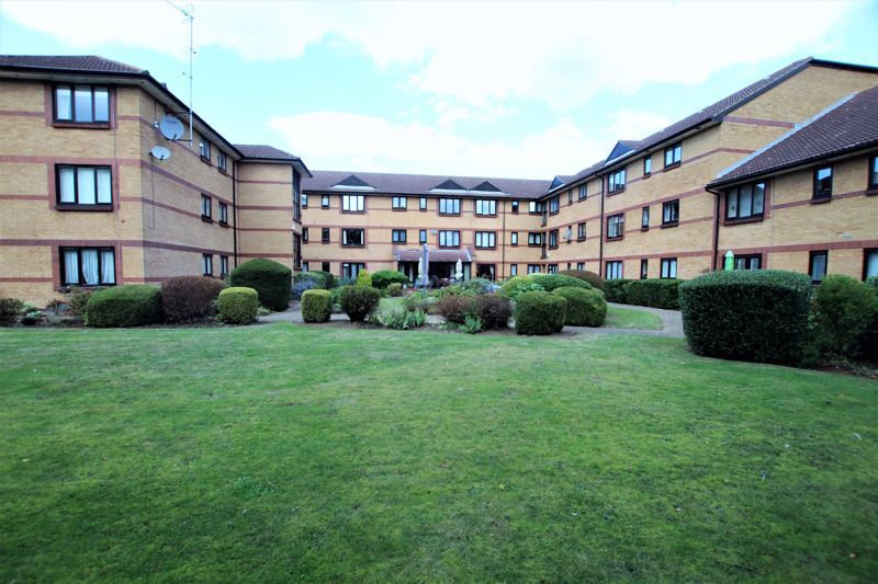 1 bed flat for sale in Cloverdale Drive, Longwell Green, Bristol BS30