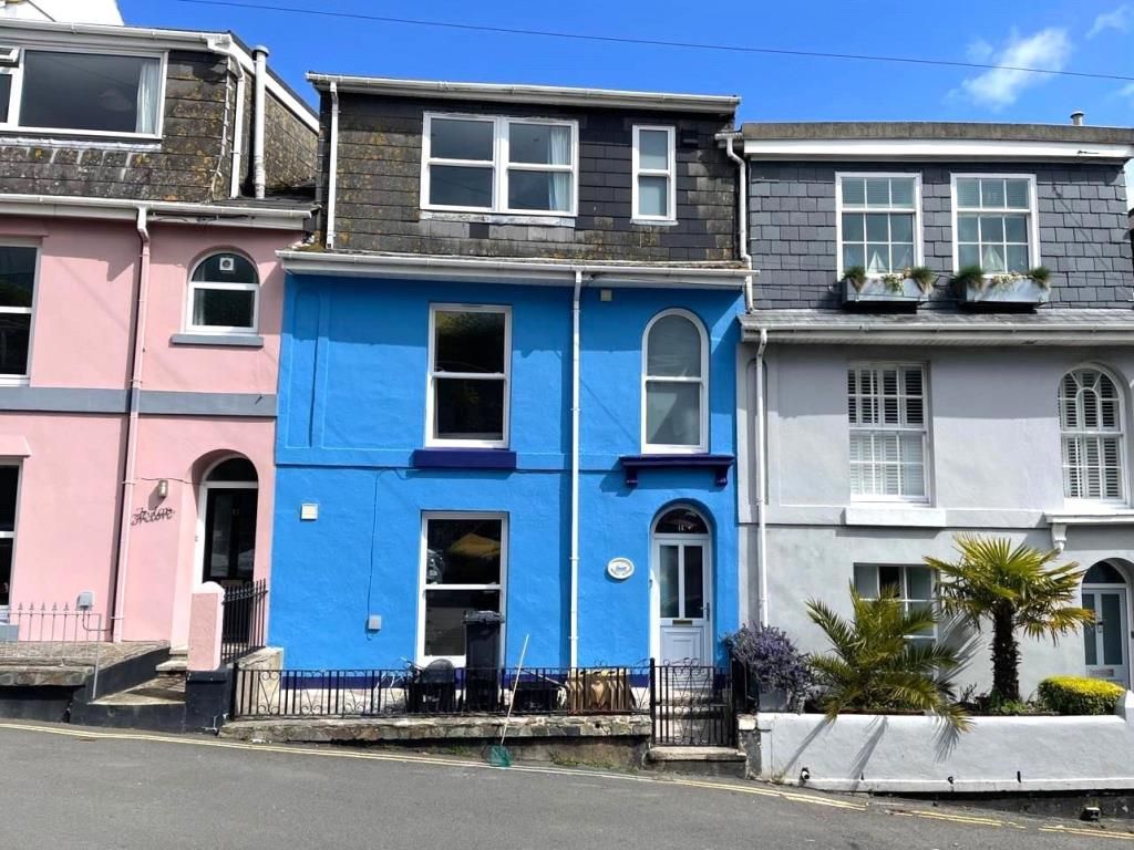4 bed terraced house to rent in North Furzeham Road, Brixham, Devon TQ5
