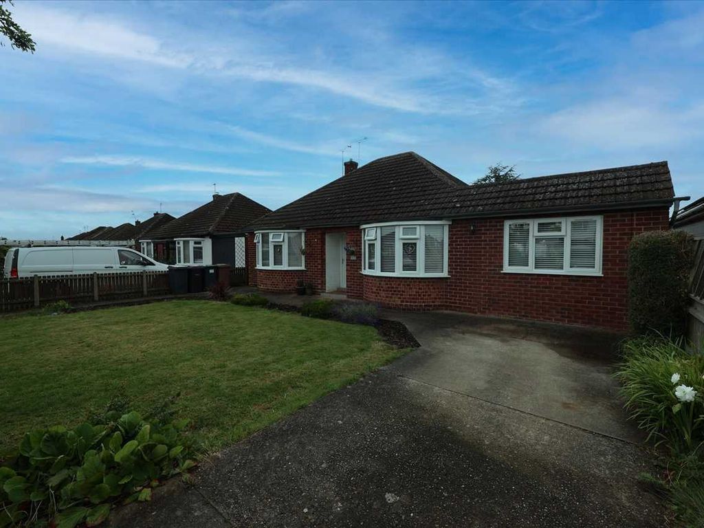 4 bed bungalow for sale in Brant Road, Waddington, Lincoln LN5, £299,950 Zoopla