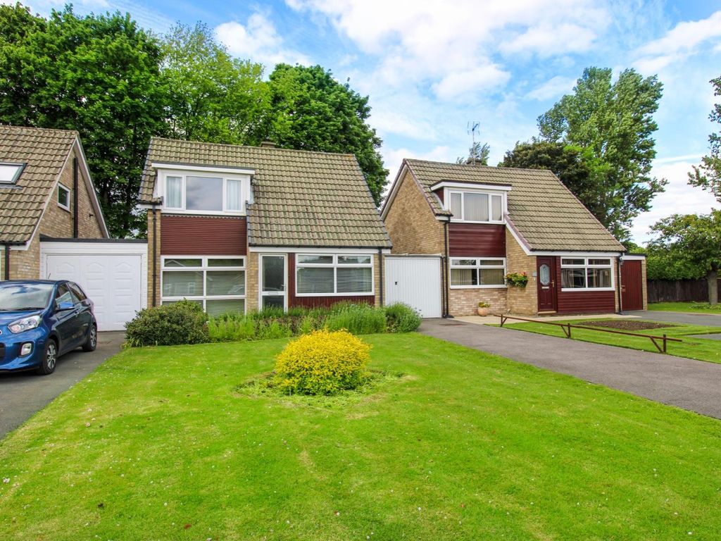 3 bed semidetached bungalow for sale in Mallorie Close, Ripon HG4 Zoopla