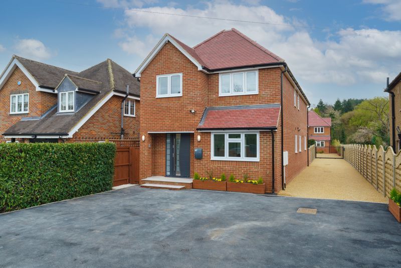 4 bed detached house for sale in Lower Road, Chalfont St. Peter