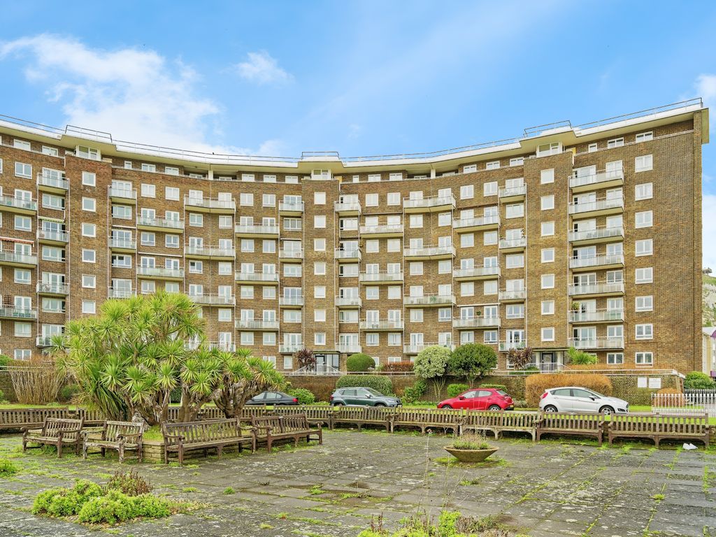 1 bed flat for sale in The Gateway, Dover, Kent CT16, £150,000 Zoopla