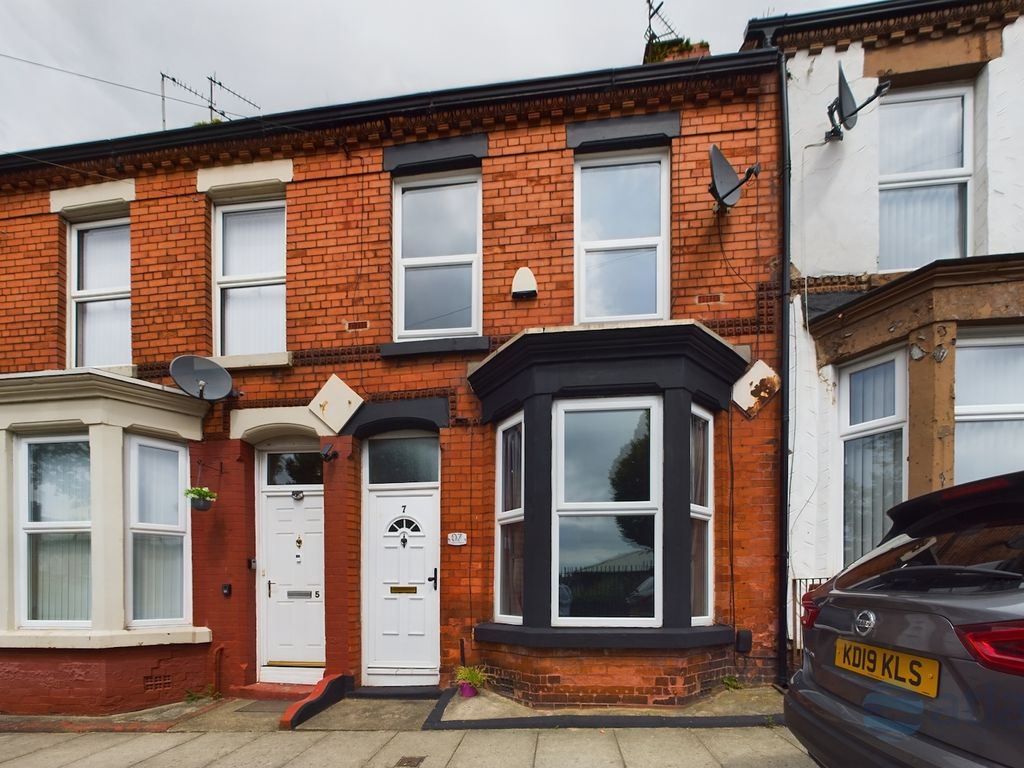 2 bed terraced house to rent in Colinton Street, Wavertree L15, £800