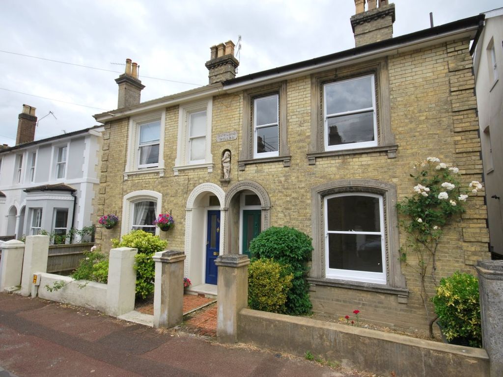 3 bed semidetached house to rent in Culverden Park Road, Tunbridge Wells TN4, £1,750 pcm Zoopla