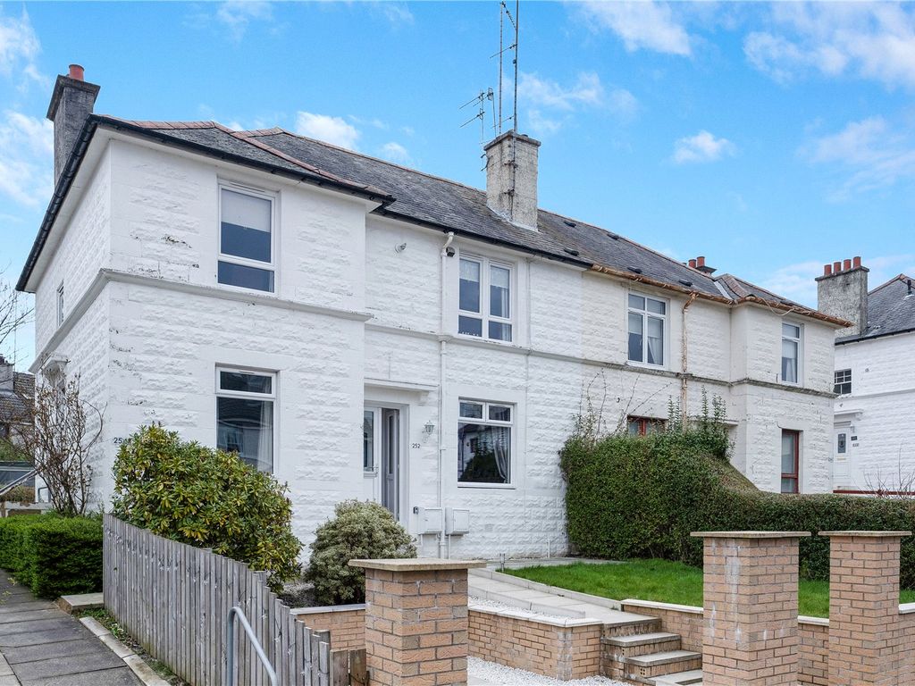 2 bed flat for sale in Ashdale Drive, Mosspark, Glasgow G52, £125,000