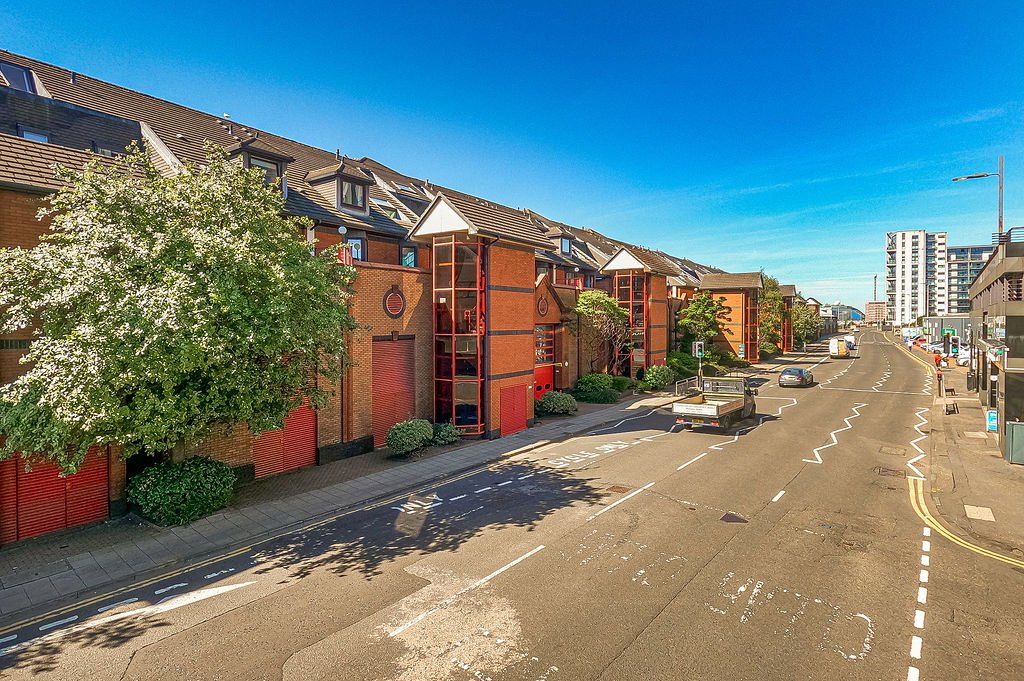 1 bed flat for sale in Lancefield Quay, Glasgow G3 Zoopla