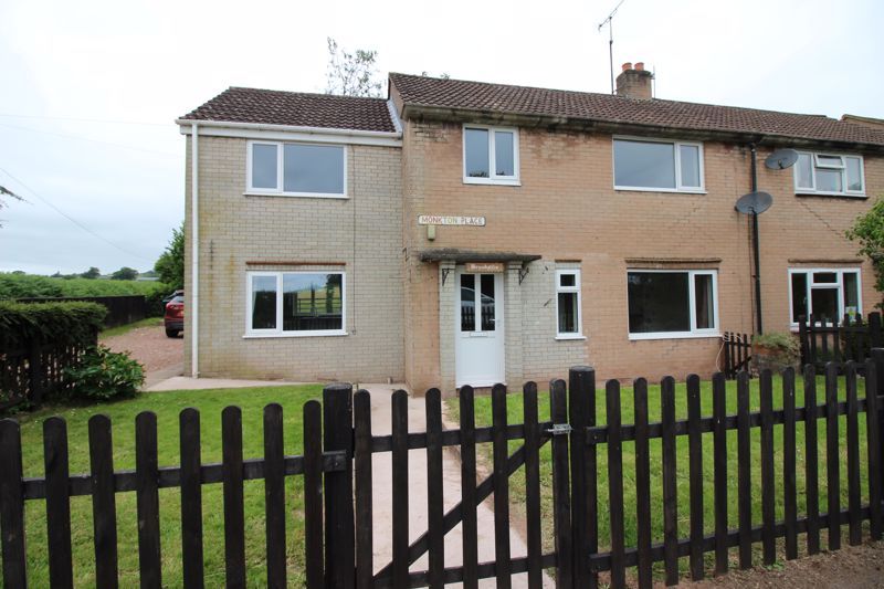 4 bed semidetached house to rent in Monkton Place, St. Weonards, Hereford HR2, £1,100 pcm Zoopla