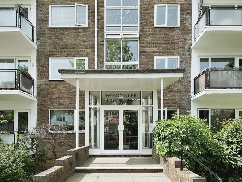 2 bed flat for sale in Windlesham Road, Brighton BN1 Zoopla