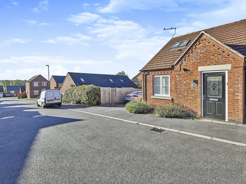 2 bed detached bungalow for sale in Thornton Way, Belper DE56 Zoopla