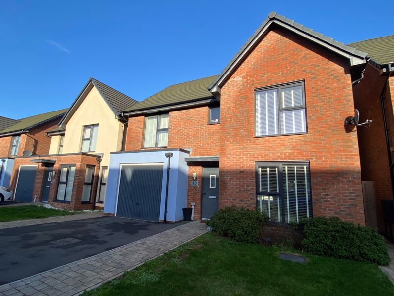 4 bed detached house for sale in Heol Livesey, Barry CF62 Zoopla