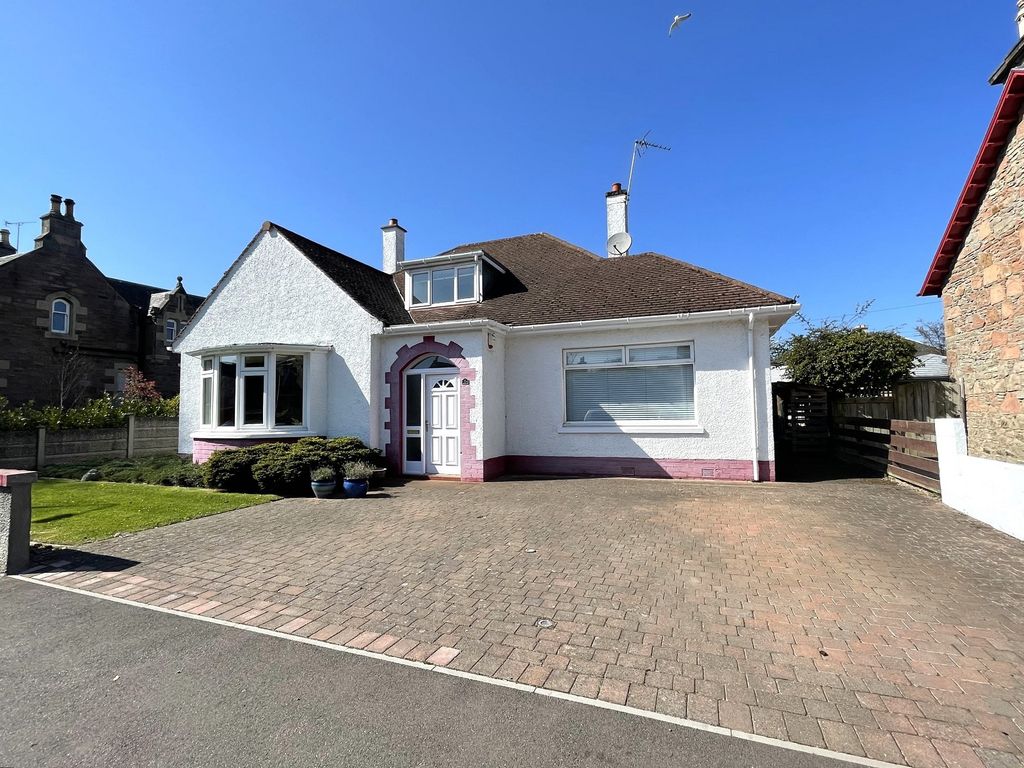4 bed detached house for sale in 1A Broadstone Park, Crown, Inverness. IV2, £365,000 Zoopla