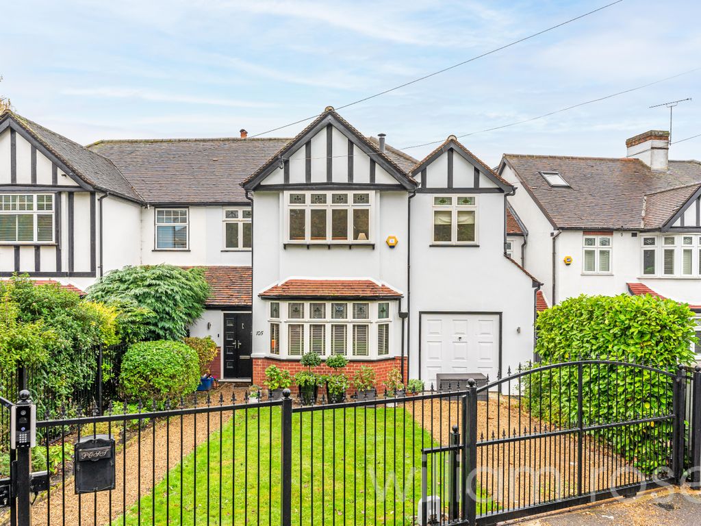 4 bed semidetached house for sale in Turpins Lane, Woodford Green