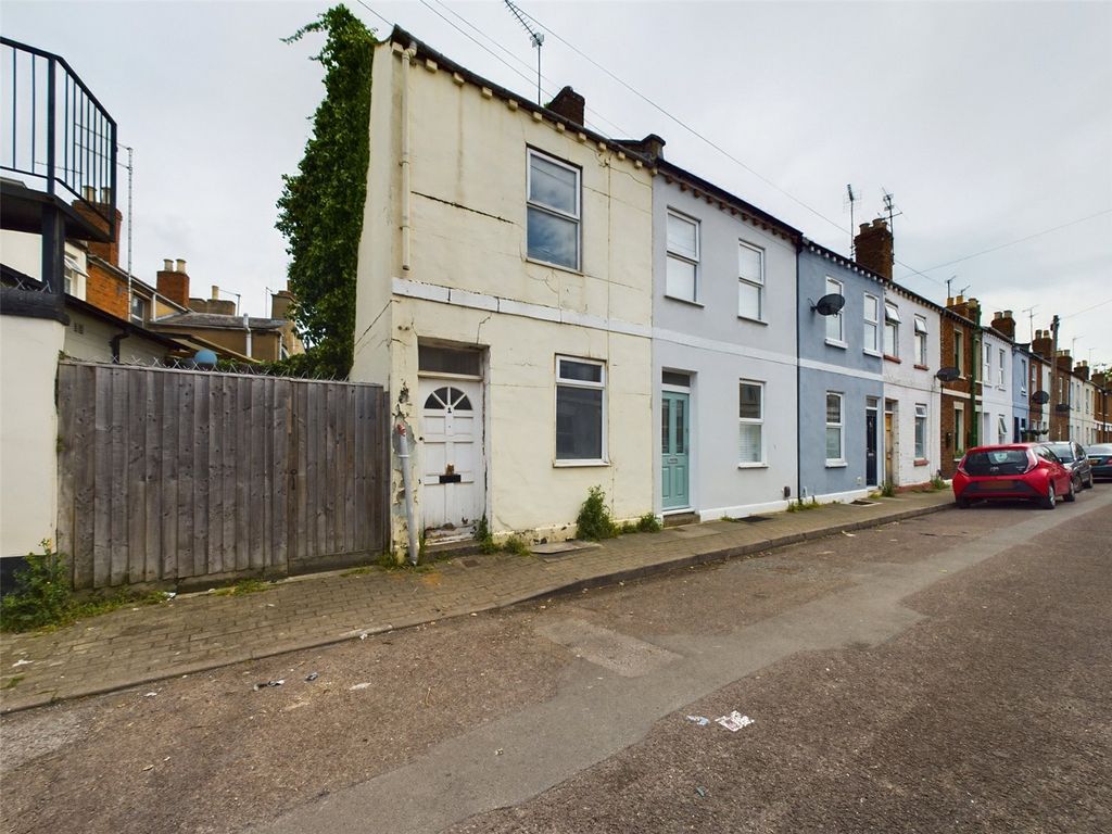1 bed end terrace house for sale in Bloomsbury Street, Cheltenham