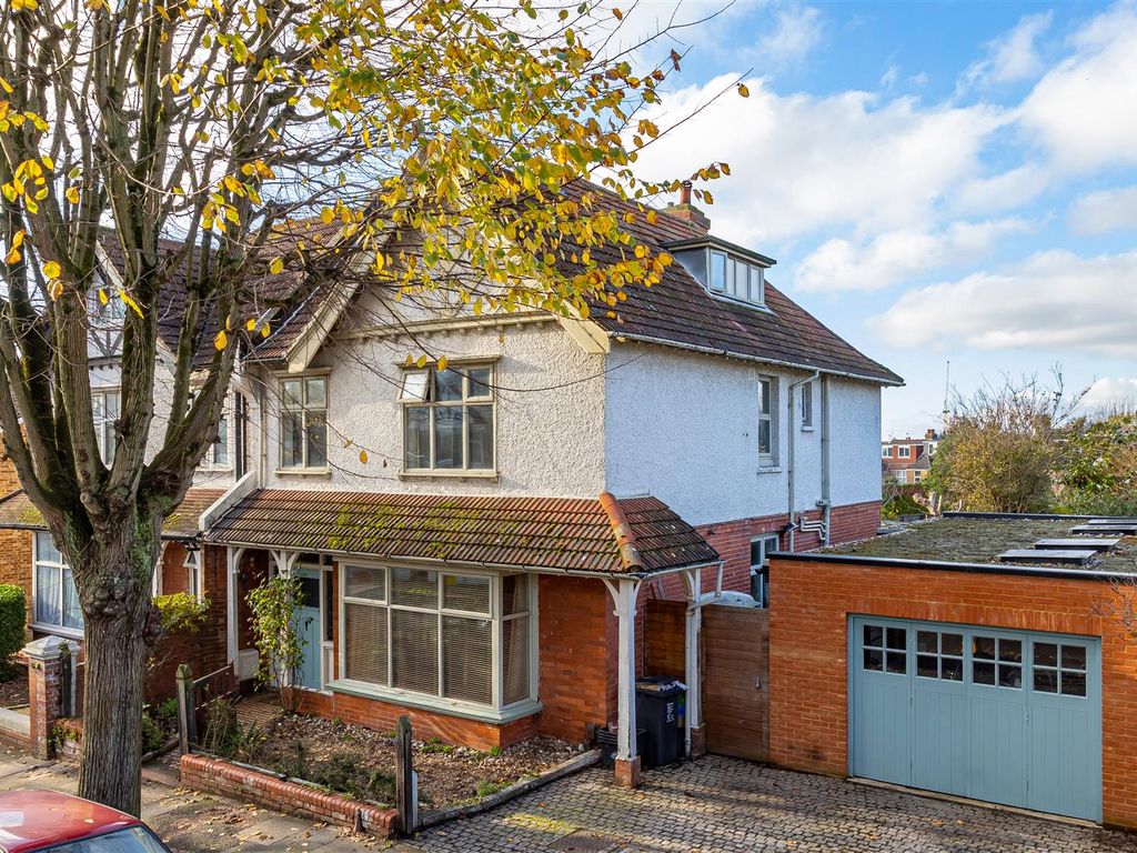 Silverdale Road, Hove BN3