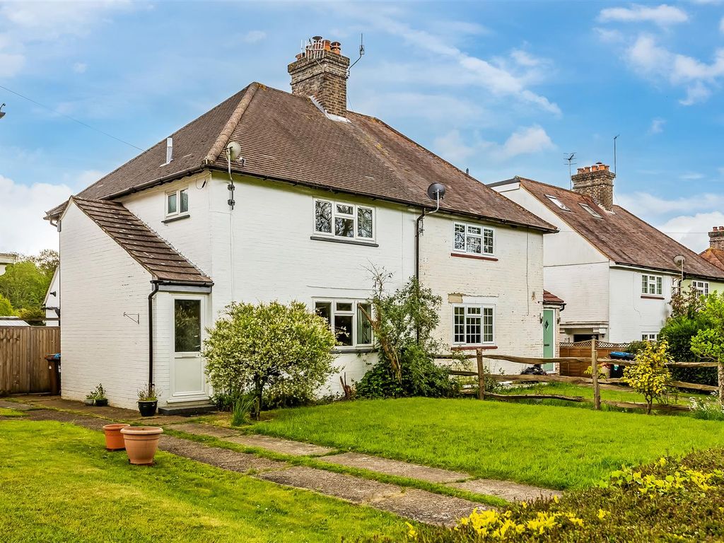 3 bed semidetached house for sale in Eastbourne Road, Godstone RH9