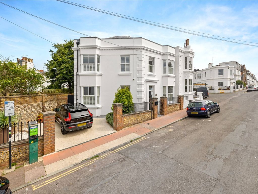 4 bed detached house for sale in West Hill Road, Brighton, East Sussex