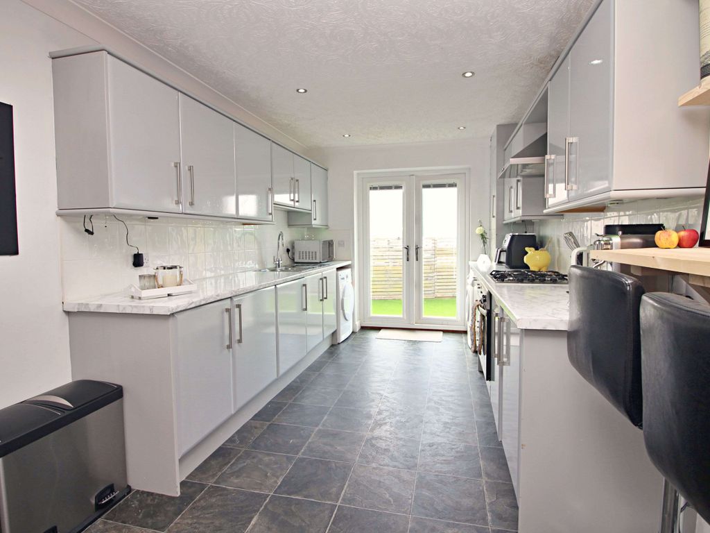 4 bed detached house for sale in Ryefield Avenue West, Haslingden