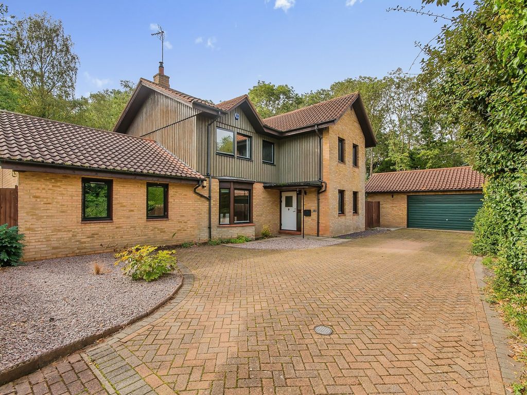 4 bed detached house for sale in Svenskaby, Orton Wistow, Peterborough PE2, £700,000 Zoopla