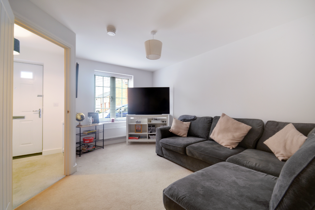 3 bed property for sale in Morpeth Crescent, Houghton Regis, Dunstable