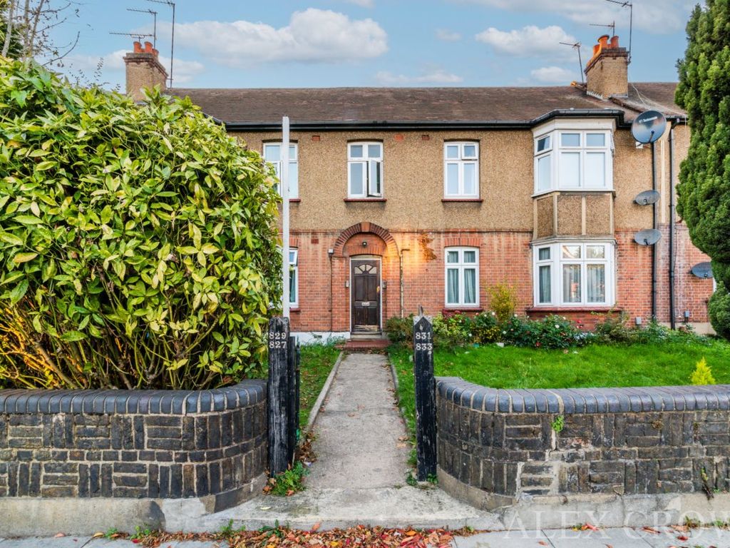 2 bed flat for sale in Green Lanes, London N21 Zoopla