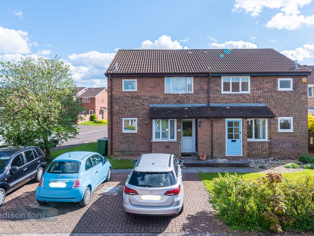 1 bed terraced house to rent in Longs Drive, Yate, Bristol