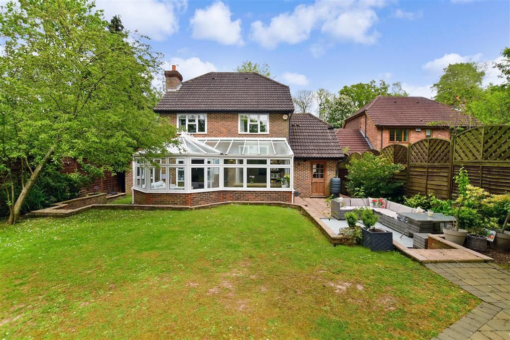 4 bed detached house for sale in Harvel Road, Meopham, Kent DA13 Zoopla
