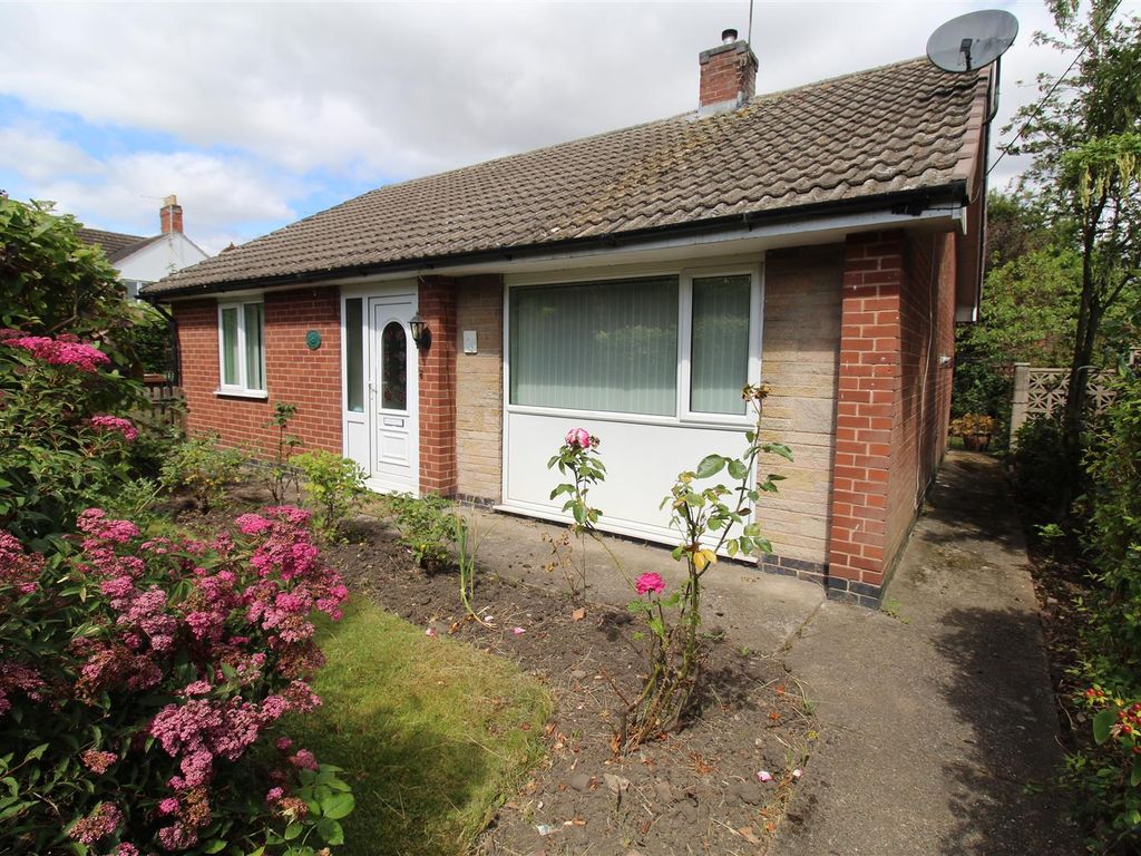 2 bed detached bungalow for sale in Wyke Lane, Farndon, Newark NG24