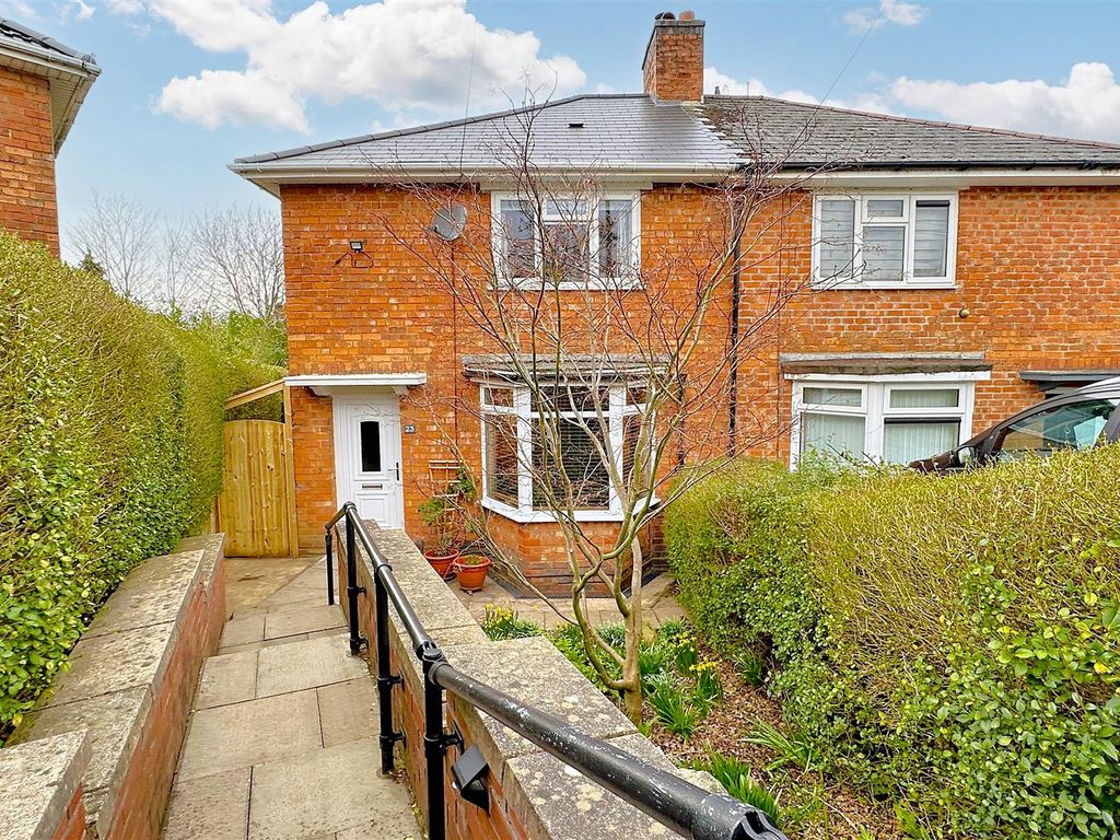 3 bed semidetached house for sale in Avebury Grove, Stirchley