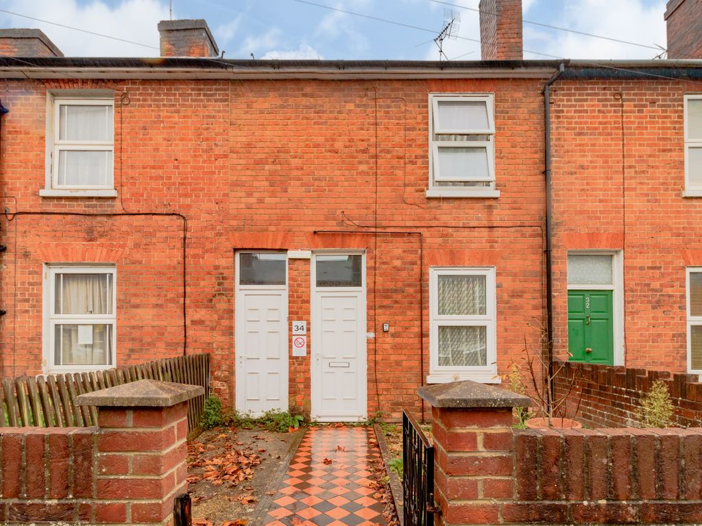 3 bed terraced house for sale in Princes Street, Reading, Berkshire RG1