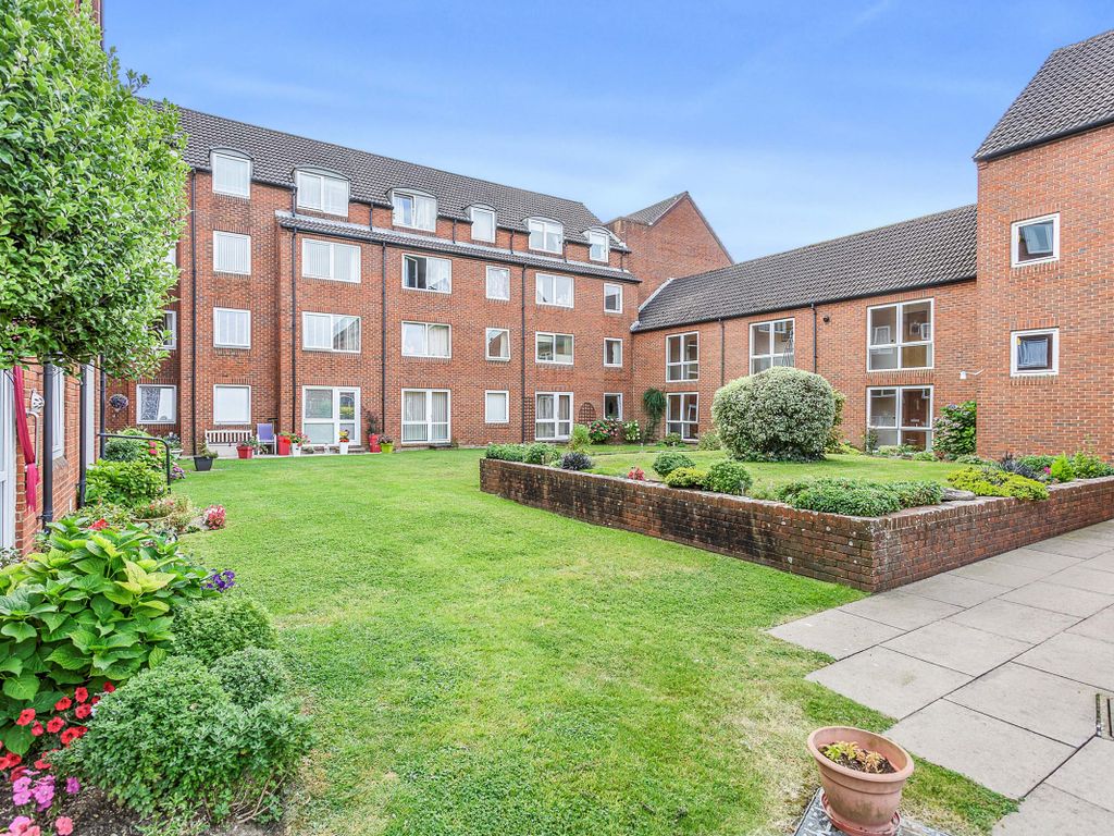 1 bed flat for sale in Homewater House, Hulbert Road, Waterlooville