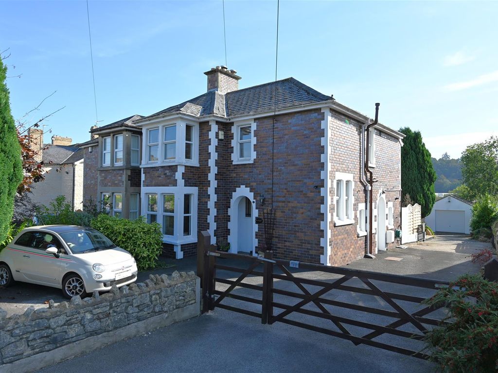 3 bed semidetached house for sale in North Road, Midsomer Norton