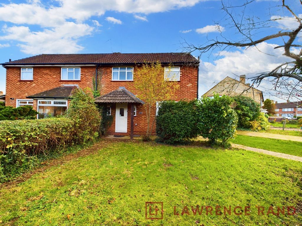 2 bed semidetached house for sale in Heathway, Iver SL0, £450,000 Zoopla