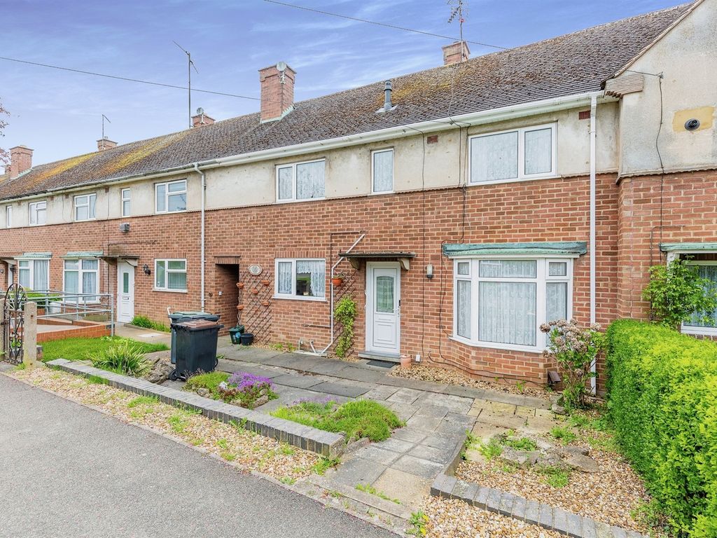 3 bed terraced house for sale in Dryden Street, Raunds, Wellingborough