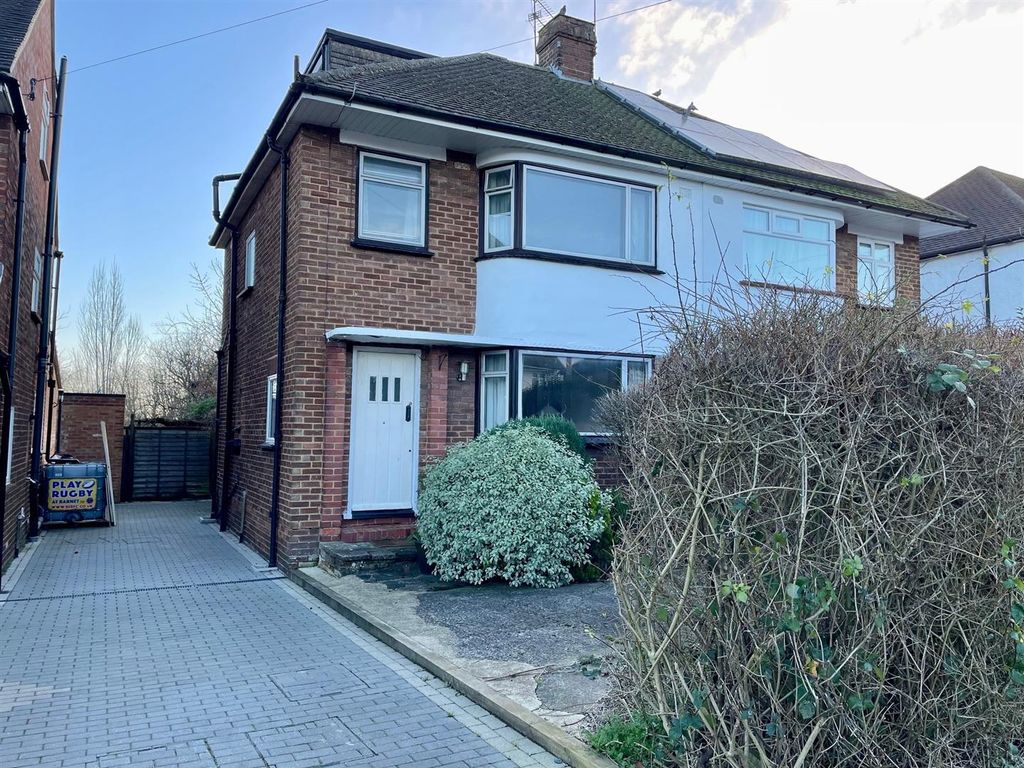 3 bed semidetached house for sale in Mimms Hall Road, Potters Bar EN6