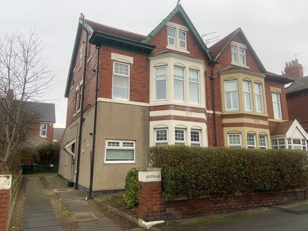2 bed flat for sale in Heaton Road, Heaton, Newcastle Upon Tyne NE6