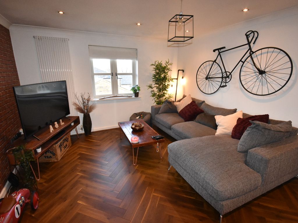 2 bed flat for sale in Berry Hill Lane, Mansfield NG18 Zoopla