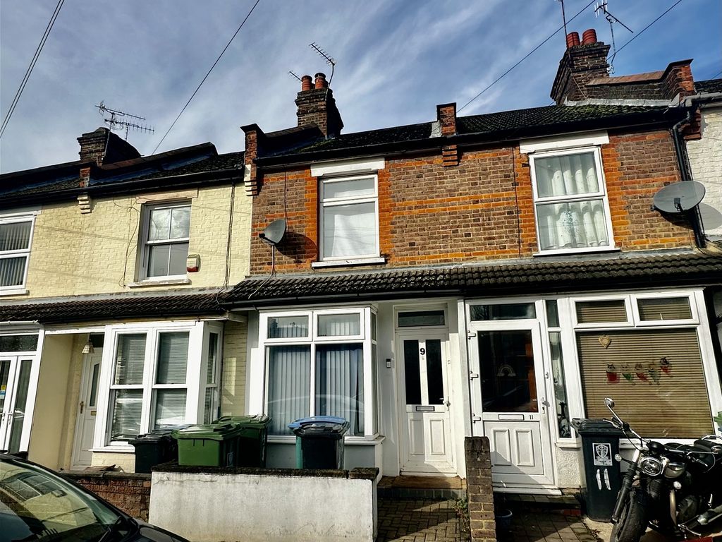 3 bed terraced house for sale in Southwold Road, Watford WD24, £390,000