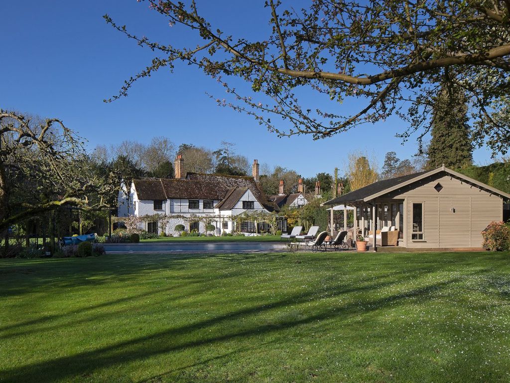 5 bed detached house for sale in HortonCumStudley, Oxford