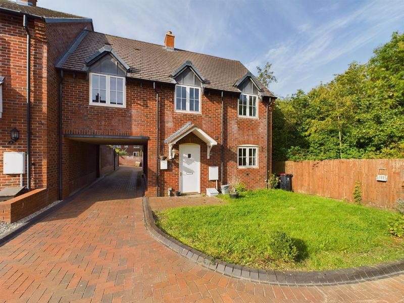 3 bed semidetached house for sale in Little Green Avenue, Telford TF4