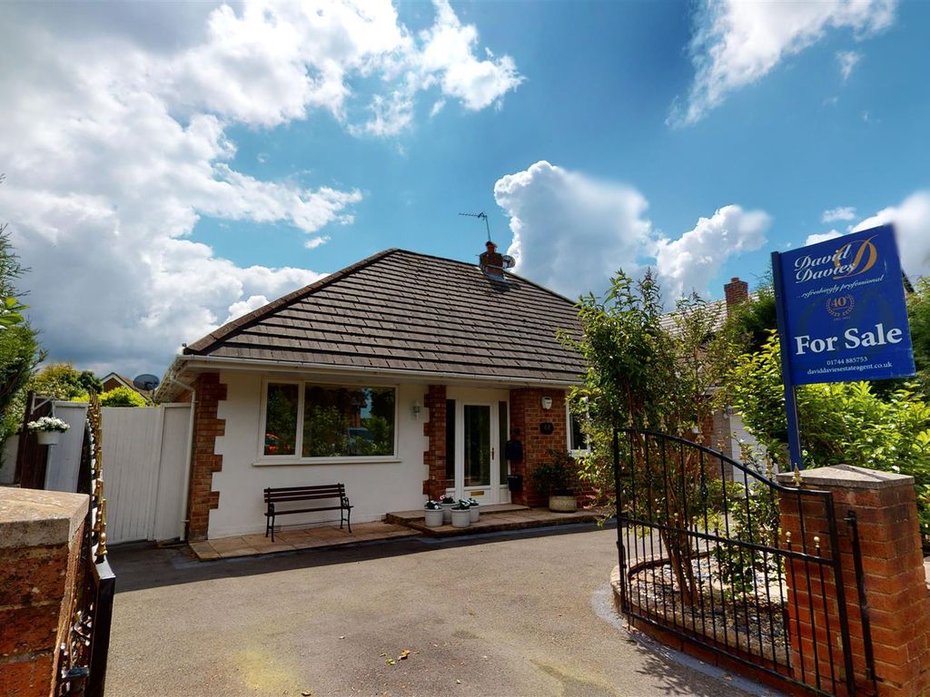 3 bed detached bungalow for sale in Villiers Crescent, Eccleston, 5